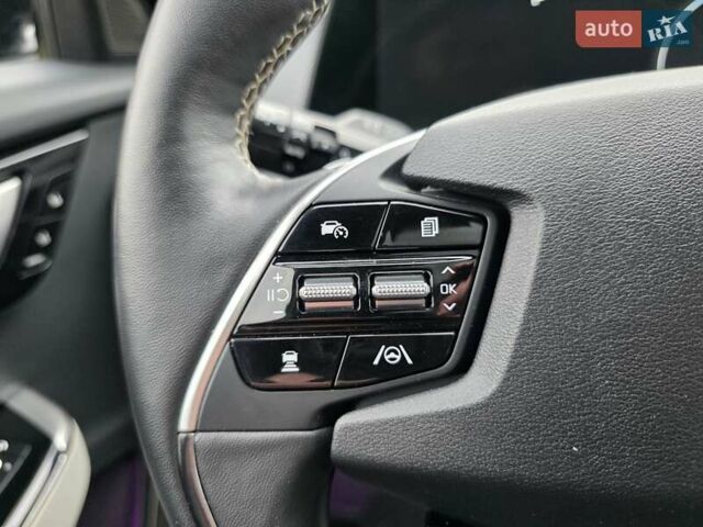 Черный Киа EV6, объемом двигателя 0 л и пробегом 49 тыс. км за 28900 $, фото 32 на Automoto.ua