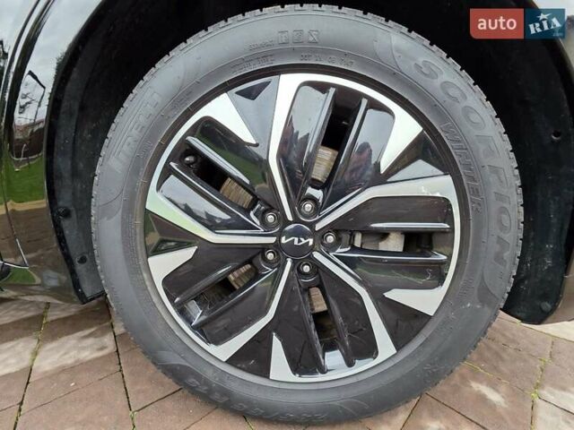 Черный Киа EV6, объемом двигателя 0 л и пробегом 49 тыс. км за 28900 $, фото 19 на Automoto.ua