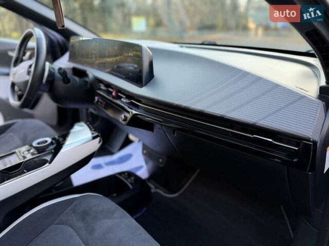 Черный Киа EV6, объемом двигателя 0 л и пробегом 83 тыс. км за 27200 $, фото 55 на Automoto.ua