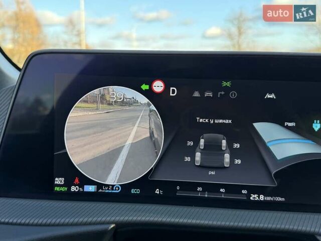 Черный Киа EV6, объемом двигателя 0 л и пробегом 94 тыс. км за 26300 $, фото 84 на Automoto.ua