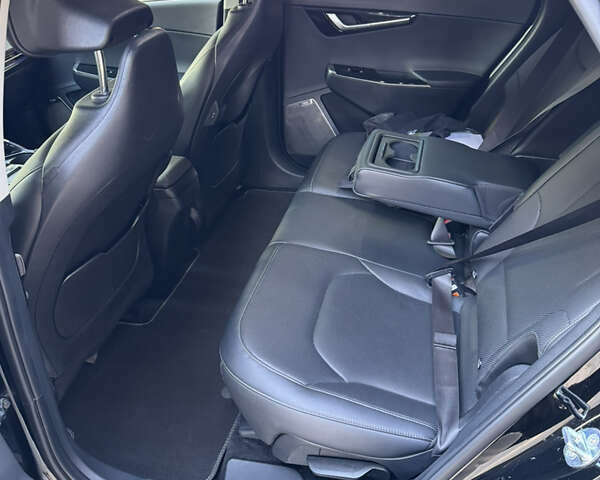 Чорний Кіа EV6, об'ємом двигуна 0 л та пробігом 89 тис. км за 24800 $, фото 6 на Automoto.ua