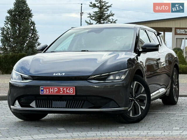 Черный Киа EV6, объемом двигателя 0 л и пробегом 54 тыс. км за 23999 $, фото 10 на Automoto.ua