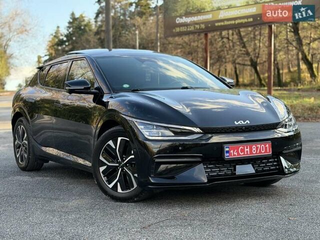 Черный Киа EV6, объемом двигателя 0 л и пробегом 94 тыс. км за 26300 $, фото 71 на Automoto.ua
