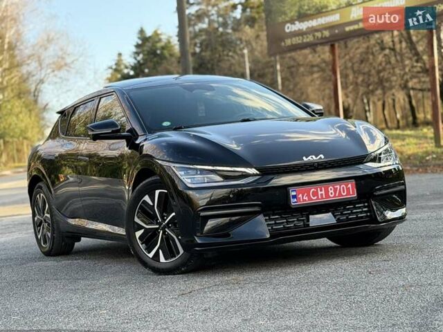 Черный Киа EV6, объемом двигателя 0 л и пробегом 94 тыс. км за 26300 $, фото 76 на Automoto.ua