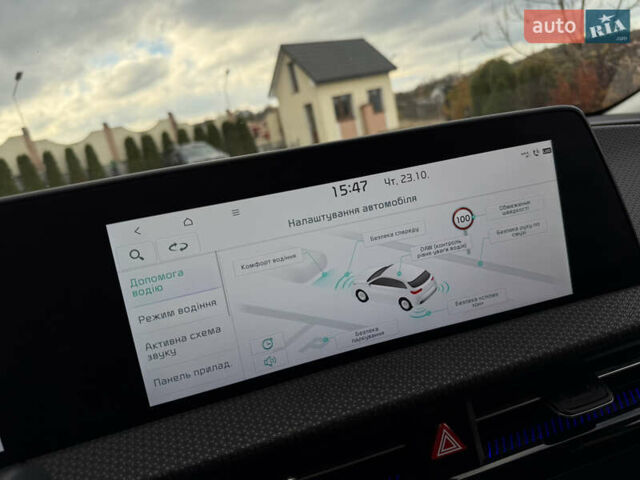 Черный Киа EV6, объемом двигателя 0 л и пробегом 54 тыс. км за 23999 $, фото 58 на Automoto.ua