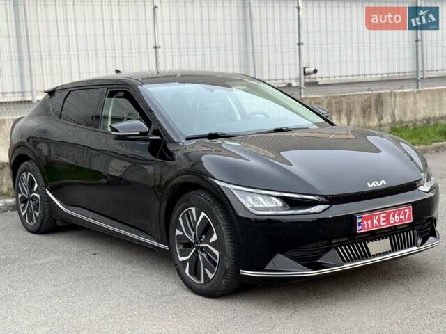 Черный Киа EV6, объемом двигателя 0 л и пробегом 95 тыс. км за 23900 $, фото 3 на Automoto.ua