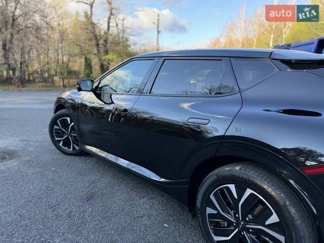 Черный Киа EV6, объемом двигателя 0 л и пробегом 94 тыс. км за 26300 $, фото 25 на Automoto.ua