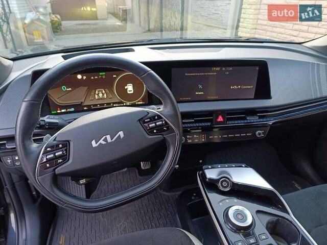 Черный Киа EV6, объемом двигателя 0 л и пробегом 191 тыс. км за 22750 $, фото 22 на Automoto.ua