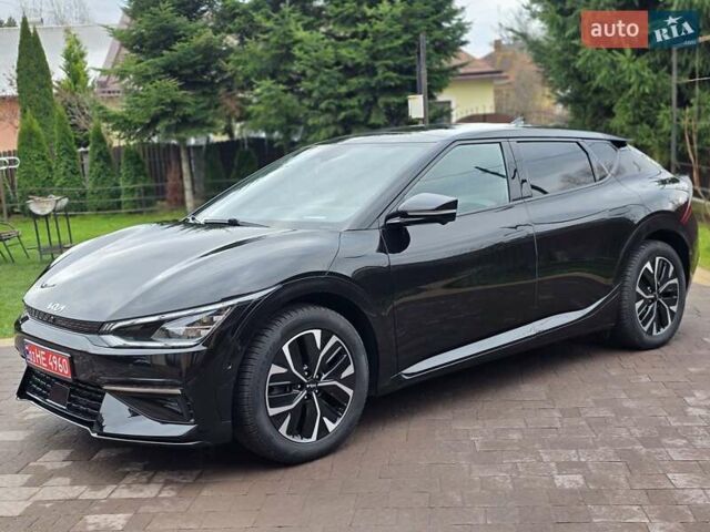 Черный Киа EV6, объемом двигателя 0 л и пробегом 49 тыс. км за 28900 $, фото 10 на Automoto.ua
