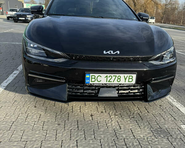 Чорний Кіа EV6, об'ємом двигуна 0 л та пробігом 77 тис. км за 29999 $, фото 1 на Automoto.ua