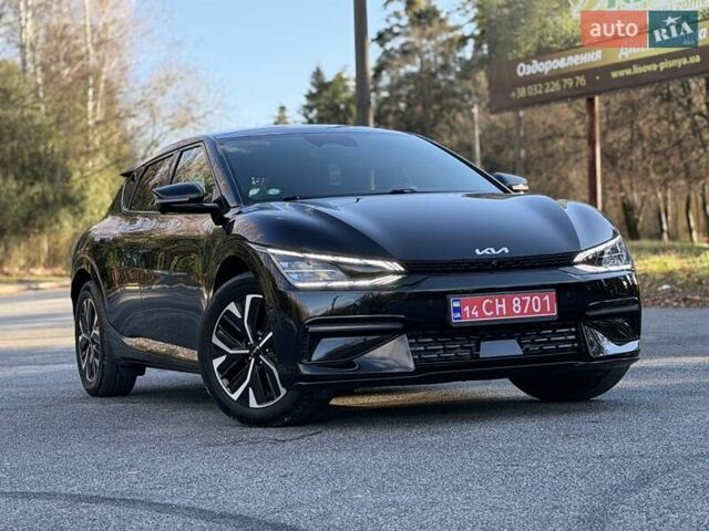 Черный Киа EV6, объемом двигателя 0 л и пробегом 94 тыс. км за 26300 $, фото 7 на Automoto.ua