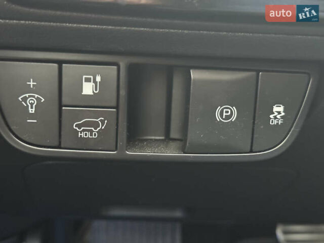 Черный Киа EV6, объемом двигателя 0 л и пробегом 80 тыс. км за 29500 $, фото 38 на Automoto.ua