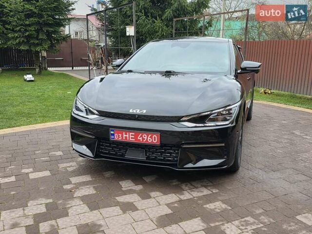Черный Киа EV6, объемом двигателя 0 л и пробегом 49 тыс. км за 28900 $, фото 5 на Automoto.ua