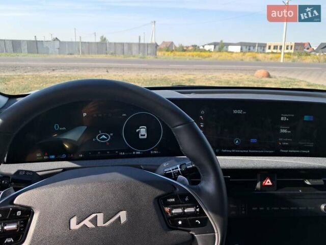 Черный Киа EV6, объемом двигателя 0 л и пробегом 53 тыс. км за 23950 $, фото 6 на Automoto.ua