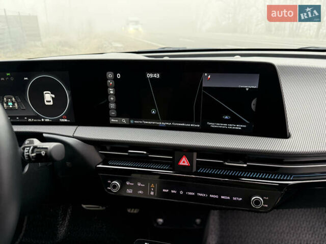 Черный Киа EV6, объемом двигателя 0 л и пробегом 72 тыс. км за 27450 $, фото 31 на Automoto.ua