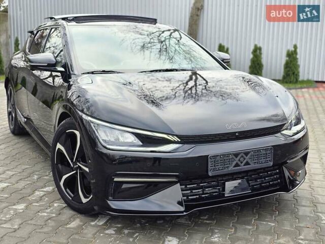 Черный Киа EV6, объемом двигателя 0 л и пробегом 55 тыс. км за 25500 $, фото 2 на Automoto.ua