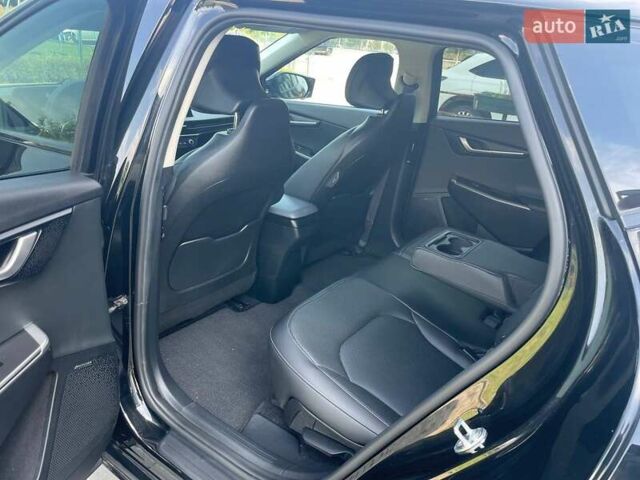 Черный Киа EV6, объемом двигателя 0 л и пробегом 55 тыс. км за 25700 $, фото 95 на Automoto.ua