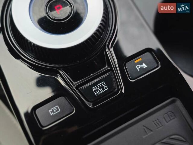 Черный Киа EV6, объемом двигателя 0 л и пробегом 55 тыс. км за 25500 $, фото 77 на Automoto.ua