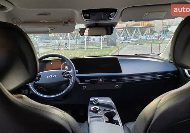 Черный Киа EV6, объемом двигателя 0 л и пробегом 51 тыс. км за 27400 $, фото 17 на Automoto.ua