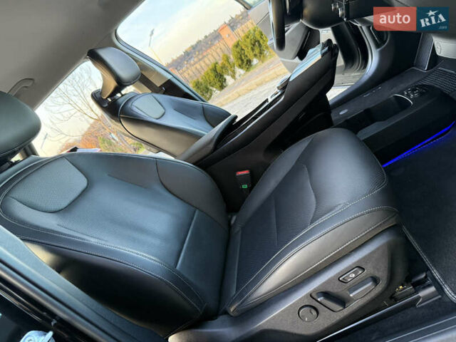 Черный Киа EV6, объемом двигателя 0 л и пробегом 59 тыс. км за 25799 $, фото 47 на Automoto.ua