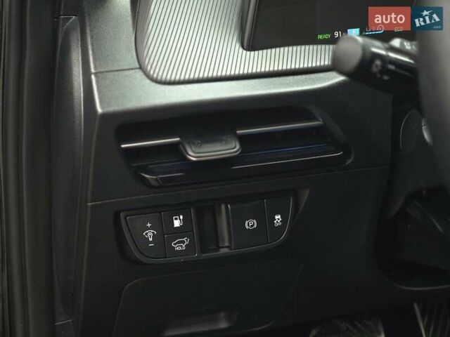 Черный Киа EV6, объемом двигателя 0 л и пробегом 55 тыс. км за 25500 $, фото 71 на Automoto.ua