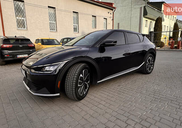 Черный Киа EV6, объемом двигателя 0 л и пробегом 30 тыс. км за 21900 $, фото 2 на Automoto.ua