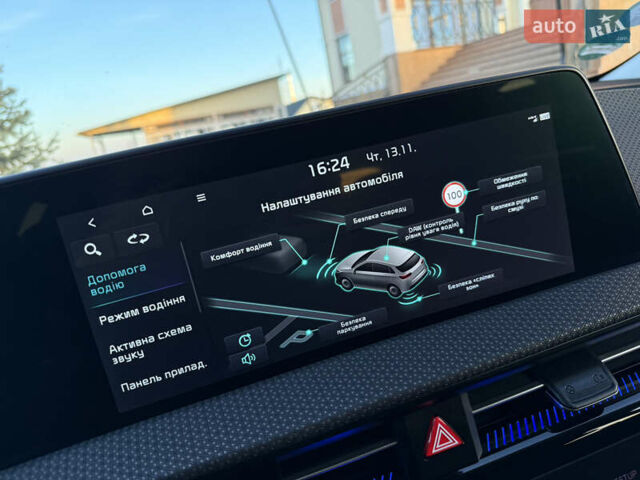 Черный Киа EV6, объемом двигателя 0 л и пробегом 59 тыс. км за 25799 $, фото 52 на Automoto.ua