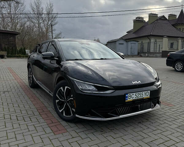 Черный Киа EV6, объемом двигателя 0 л и пробегом 78 тыс. км за 26500 $, фото 4 на Automoto.ua