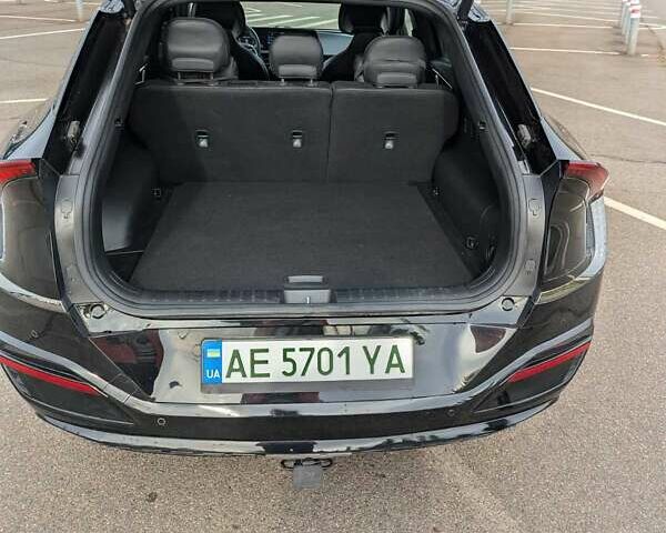 Чорний Кіа EV6, об'ємом двигуна 0 л та пробігом 92 тис. км за 28500 $, фото 4 на Automoto.ua
