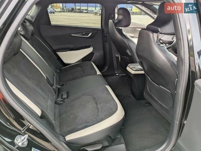 Чорний Кіа EV6, об'ємом двигуна 0 л та пробігом 92 тис. км за 28500 $, фото 10 на Automoto.ua