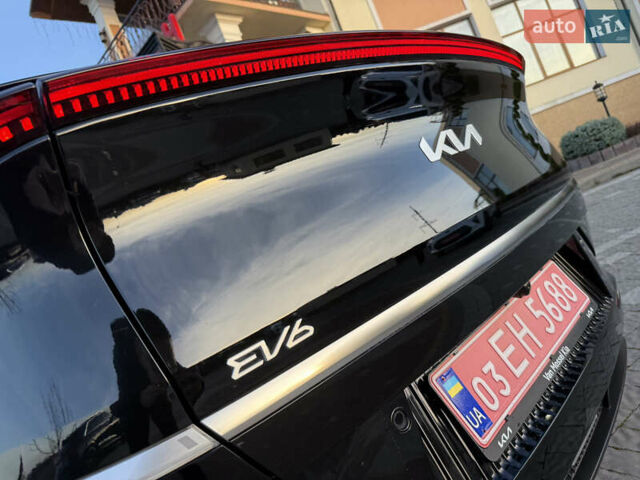 Черный Киа EV6, объемом двигателя 0 л и пробегом 59 тыс. км за 25799 $, фото 18 на Automoto.ua