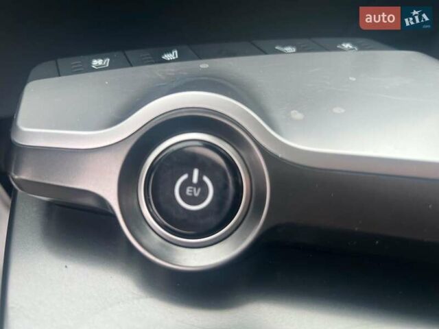 Чорний Кіа EV6, об'ємом двигуна 0 л та пробігом 59 тис. км за 25340 $, фото 25 на Automoto.ua