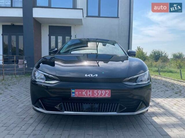 Черный Киа EV6, объемом двигателя 0 л и пробегом 55 тыс. км за 25700 $, фото 14 на Automoto.ua