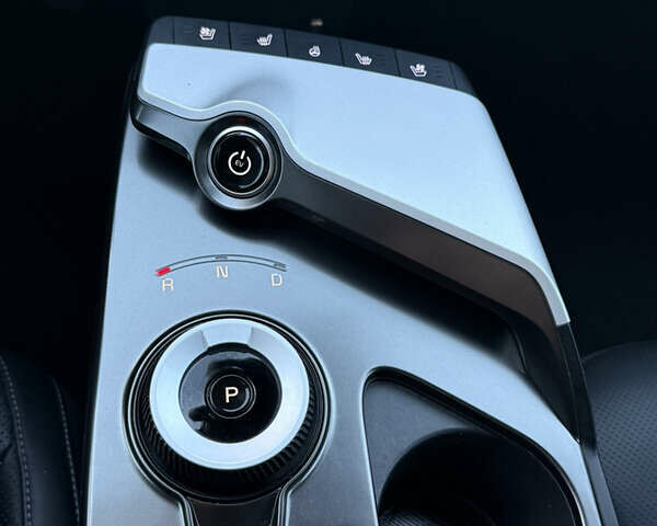 Черный Киа EV6, объемом двигателя 0 л и пробегом 129 тыс. км за 25555 $, фото 29 на Automoto.ua