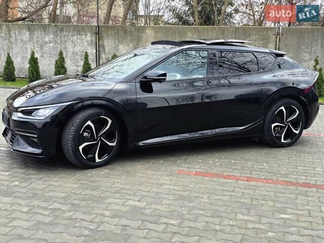 Черный Киа EV6, объемом двигателя 0 л и пробегом 55 тыс. км за 25500 $, фото 8 на Automoto.ua