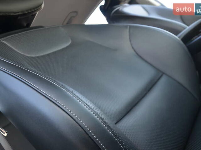 Черный Киа EV6, объемом двигателя 0 л и пробегом 79 тыс. км за 25450 $, фото 59 на Automoto.ua