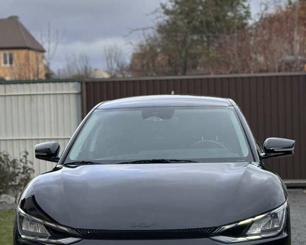 Черный Киа EV6, объемом двигателя 0 л и пробегом 55 тыс. км за 24500 $, фото 13 на Automoto.ua