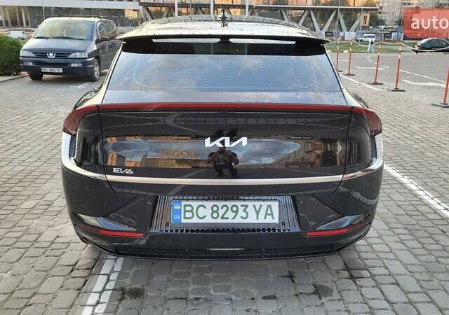 Черный Киа EV6, объемом двигателя 0 л и пробегом 51 тыс. км за 27400 $, фото 5 на Automoto.ua