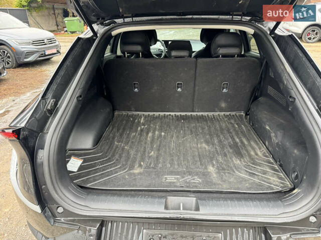 Черный Киа EV6, объемом двигателя 0 л и пробегом 123 тыс. км за 18900 $, фото 34 на Automoto.ua