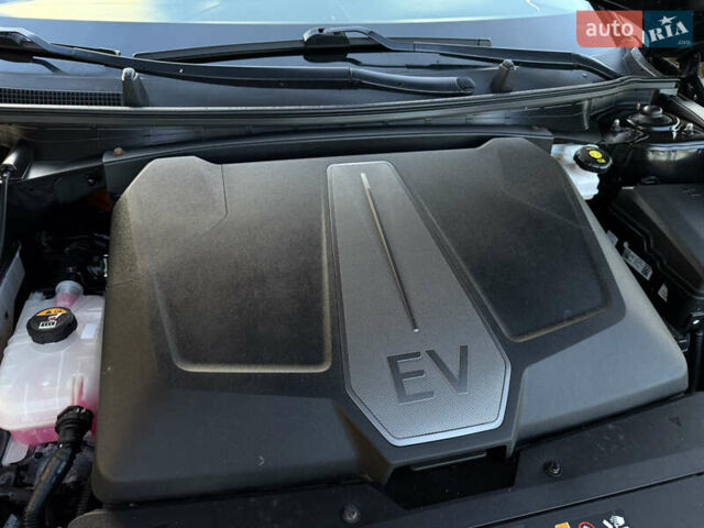 Черный Киа EV6, объемом двигателя 0 л и пробегом 59 тыс. км за 25799 $, фото 59 на Automoto.ua