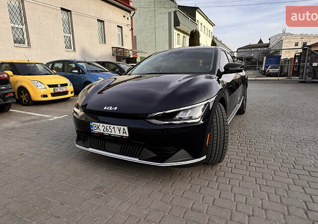 Черный Киа EV6, объемом двигателя 0 л и пробегом 30 тыс. км за 21900 $, фото 3 на Automoto.ua