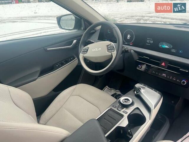 Чорний Кіа EV6, об'ємом двигуна 0 л та пробігом 59 тис. км за 25340 $, фото 41 на Automoto.ua