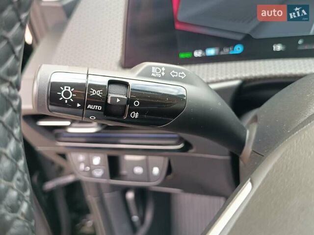 Черный Киа EV6, объемом двигателя 0 л и пробегом 104 тыс. км за 28550 $, фото 49 на Automoto.ua