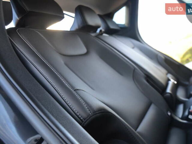 Черный Киа EV6, объемом двигателя 0 л и пробегом 79 тыс. км за 25450 $, фото 54 на Automoto.ua