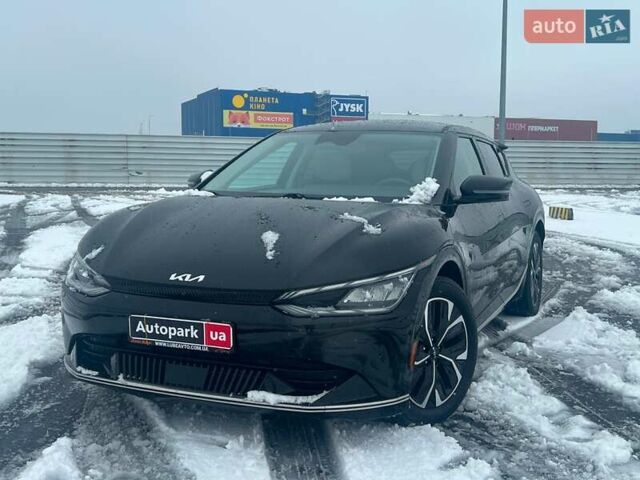 Чорний Кіа EV6, об'ємом двигуна 0 л та пробігом 59 тис. км за 25340 $, фото 1 на Automoto.ua