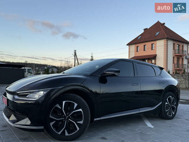 Черный Киа EV6, объемом двигателя 0 л и пробегом 129 тыс. км за 25555 $, фото 3 на Automoto.ua