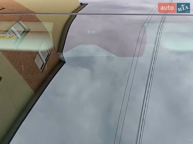 Черный Киа EV6, объемом двигателя 0 л и пробегом 104 тыс. км за 28550 $, фото 9 на Automoto.ua