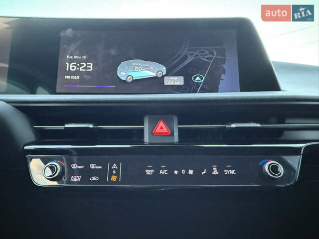 Черный Киа EV6, объемом двигателя 0 л и пробегом 129 тыс. км за 24999 $, фото 28 на Automoto.ua