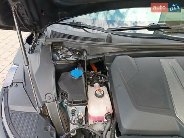 Черный Киа EV6, объемом двигателя 0 л и пробегом 104 тыс. км за 28550 $, фото 75 на Automoto.ua