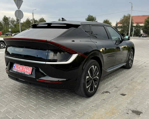 Черный Киа EV6, объемом двигателя 0 л и пробегом 61 тыс. км за 24500 $, фото 15 на Automoto.ua